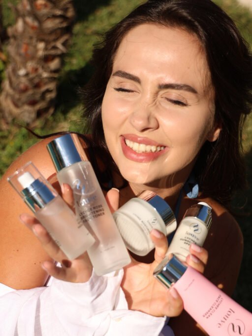 Enhancing Your Daily Routine: Fragrant Hair and Body Care Tips